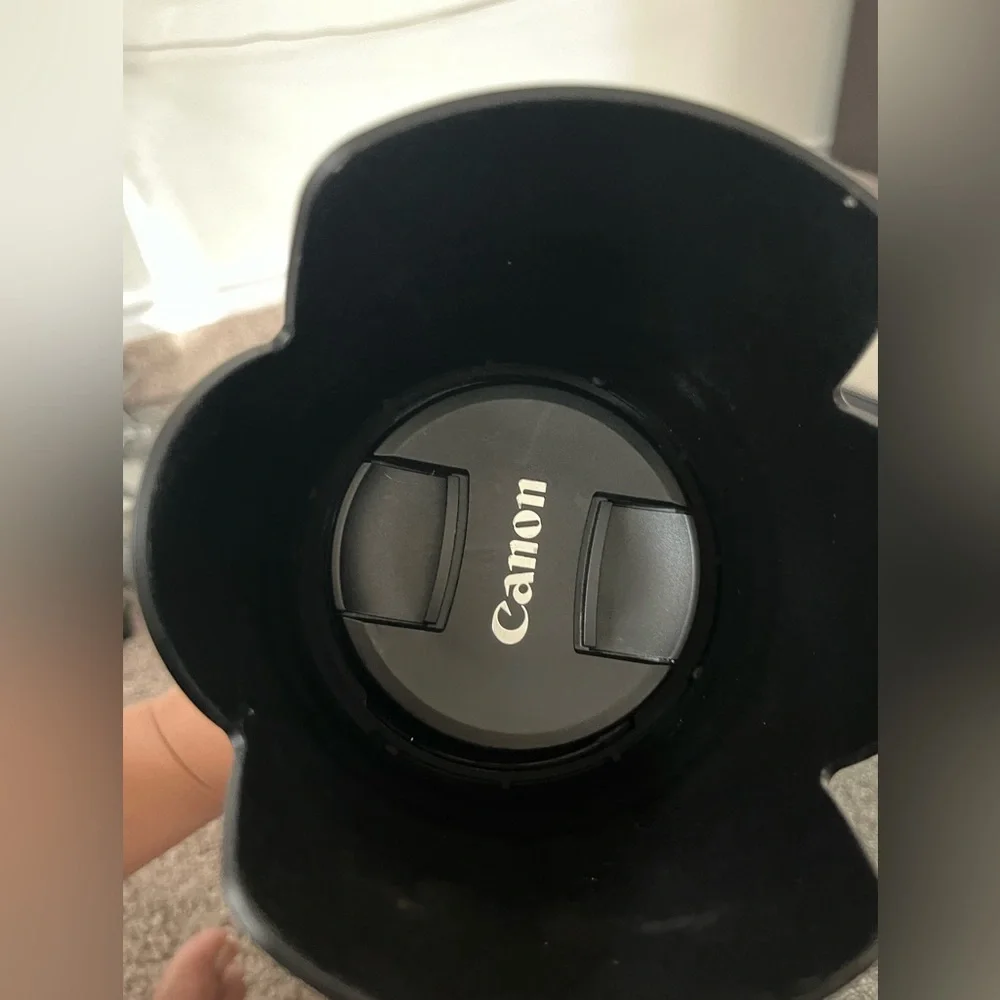 Used for few times, it's like new, it has the original cover bag
